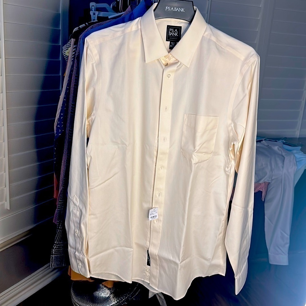 Jos A Bank Traveler Button Down - Slim Fit